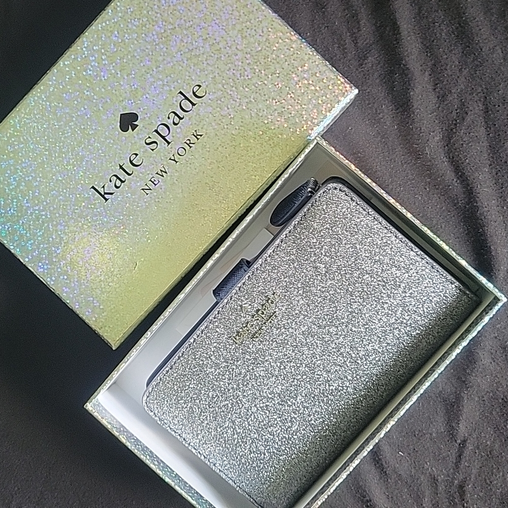 Kate Spade Medium Wallet